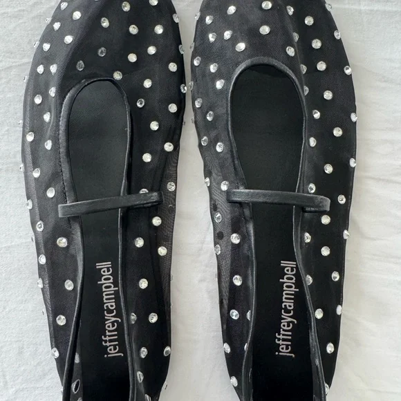 Jeffrey Campbell Black Flats with Classic Design - Picture 1 of 2